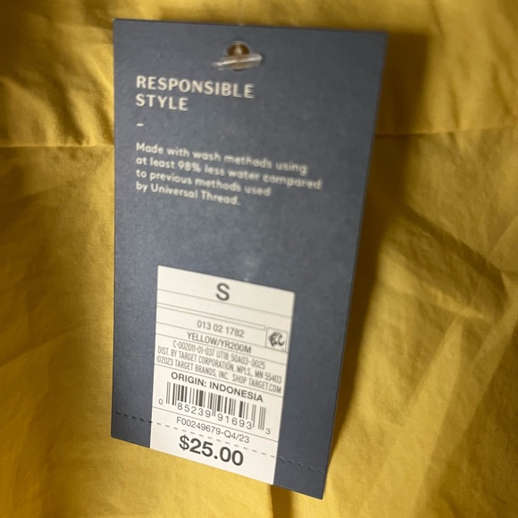 Yellow Summer Flannel Universal Thread from Target Size Small - Picture 3 of 3